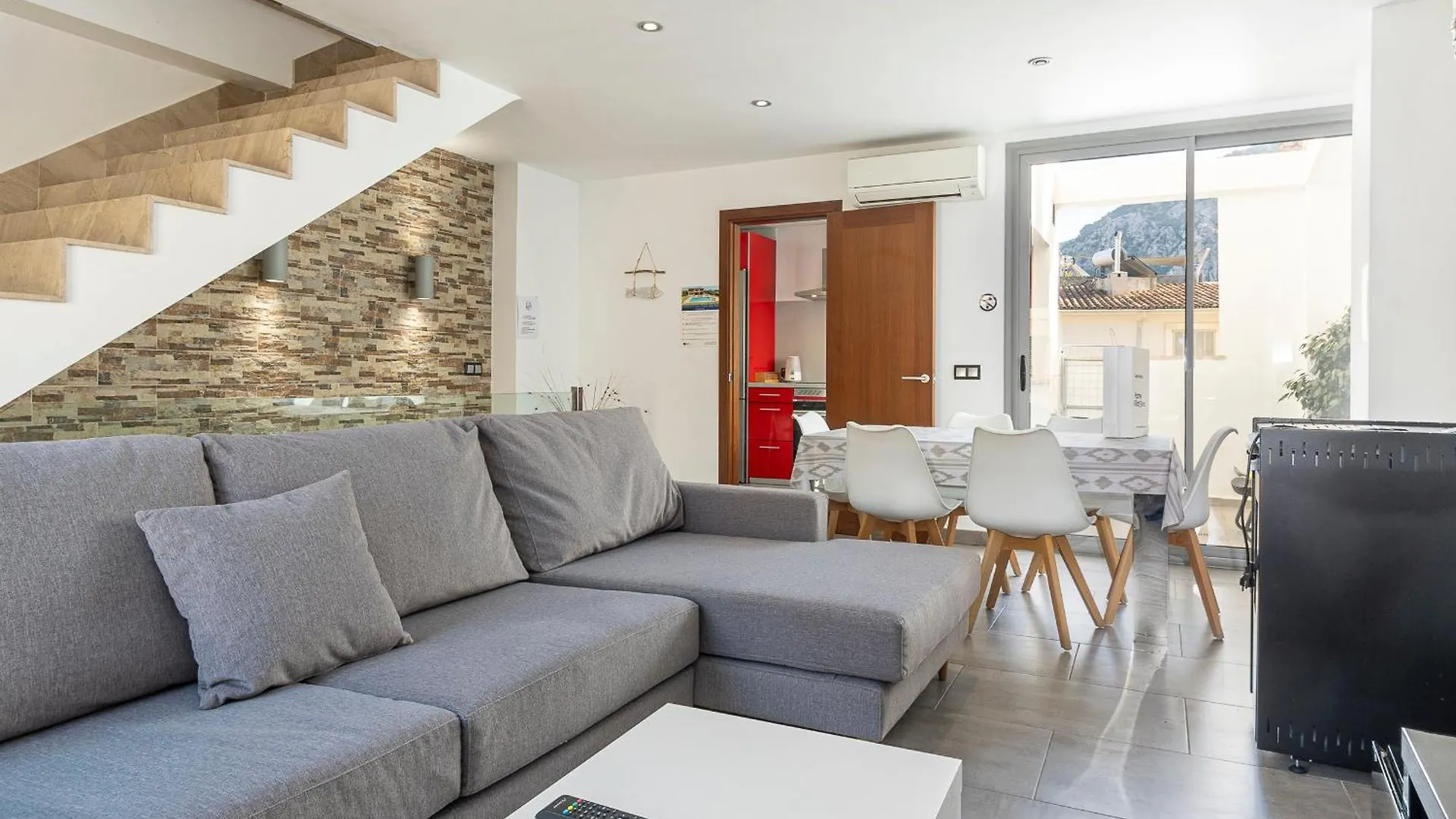 בית נופש פוינסה Townhouse Calvari By Homevillas360 ספרד